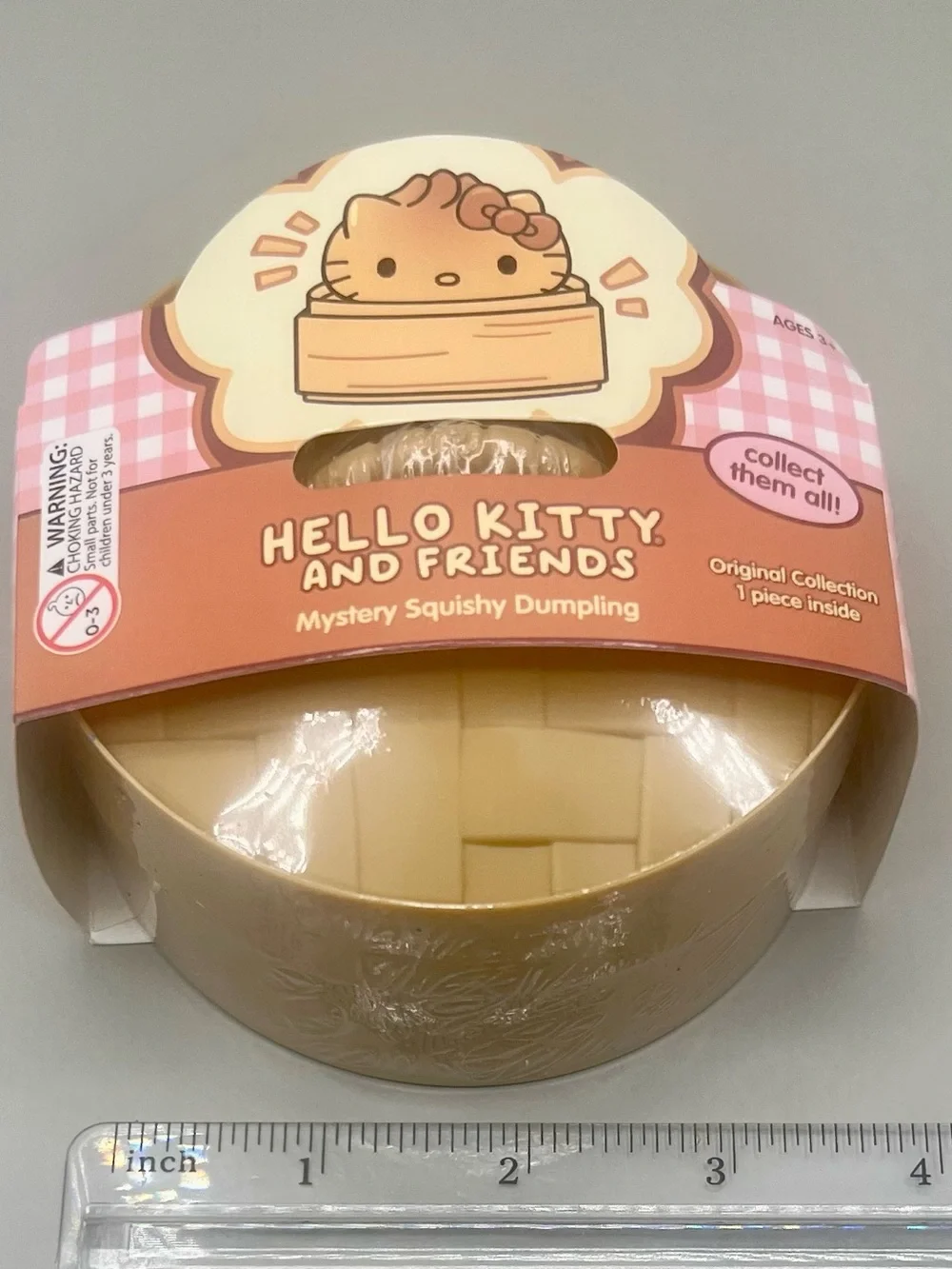 SANRIO Hello Kitty and Friends Mystery Squishy Dumpling - Beige & Pink Original
